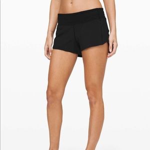 Lululemon Speed Up Short 2.5 in. Size 4 Like New